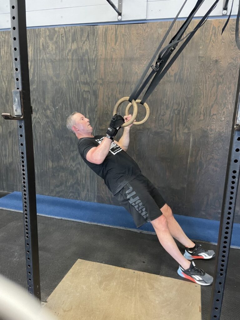 Paul uses his General purpose aid to hold a ring for a pull up